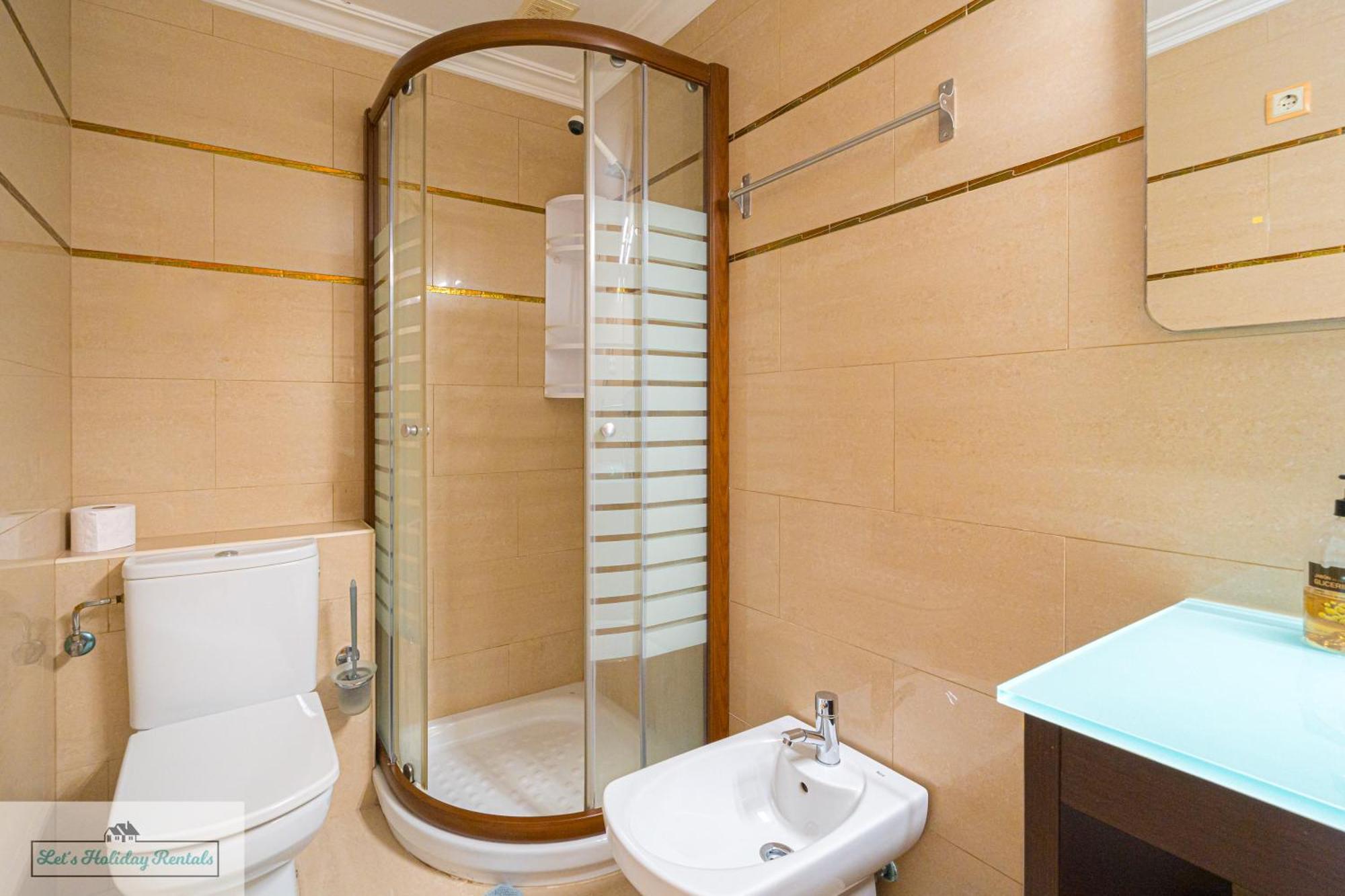 Piso Primera Linea Jakarta 3 Sea View 坎佩略 外观 照片