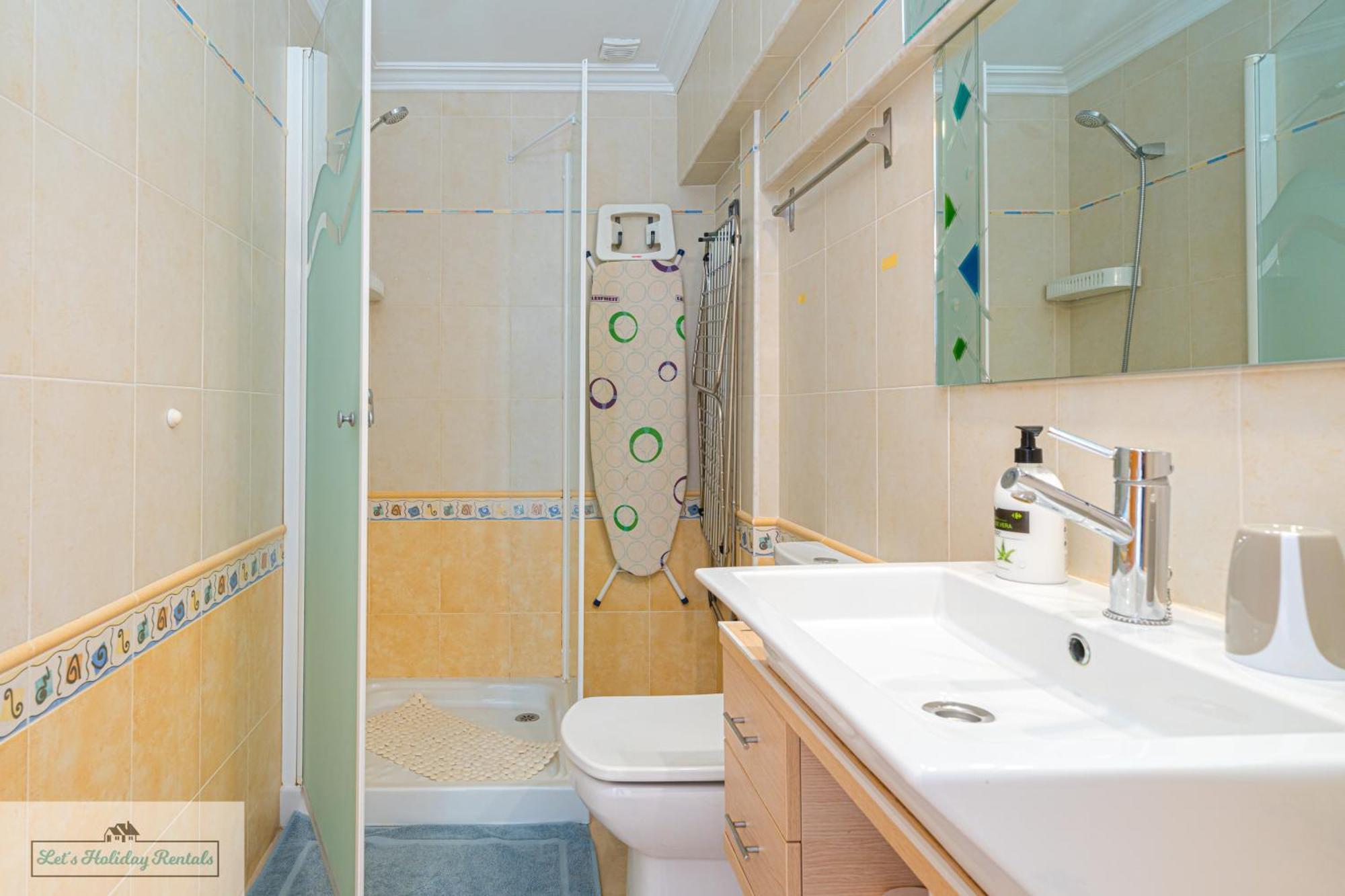 Piso Primera Linea Jakarta 3 Sea View 坎佩略 外观 照片